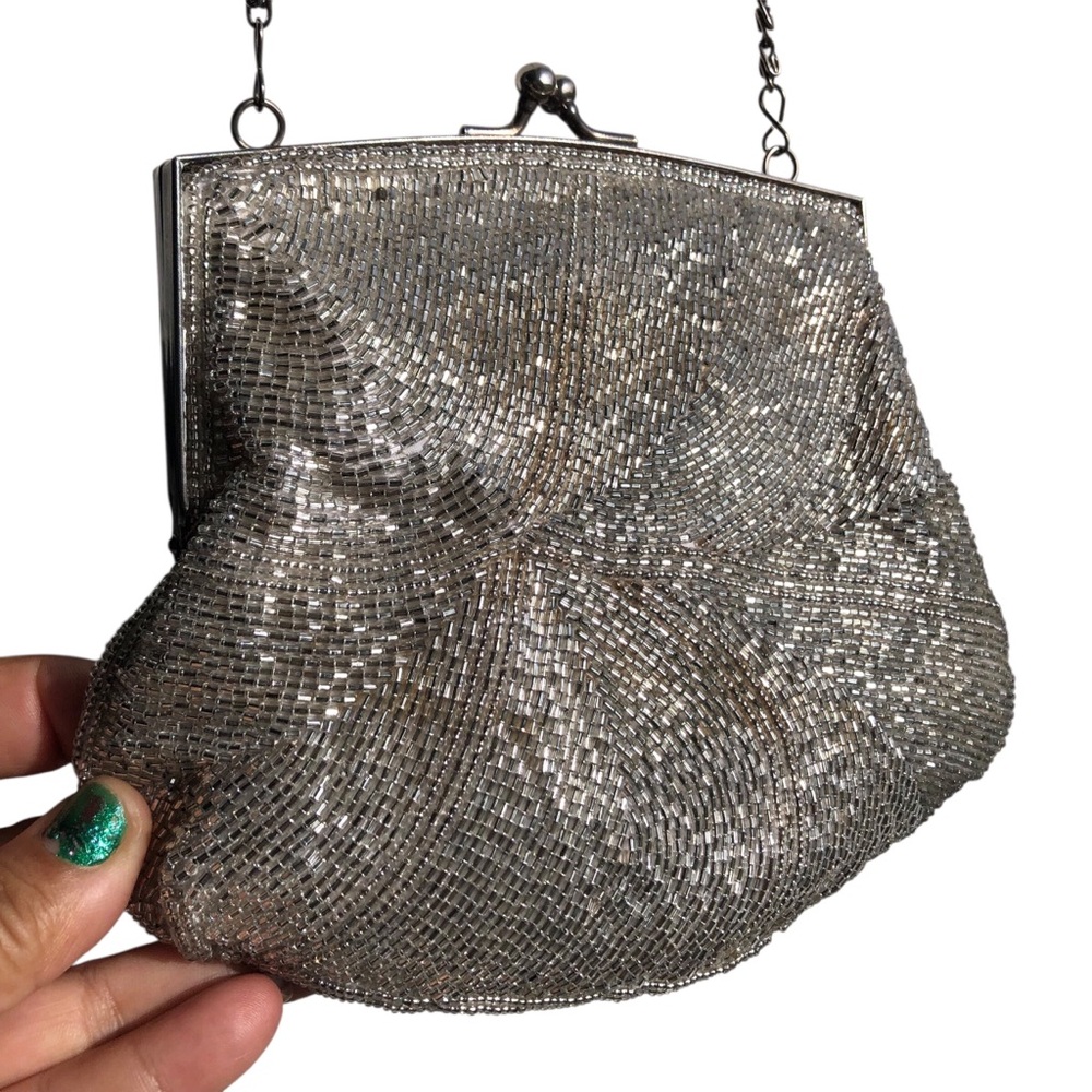 WALBORGS VINTAGE Sparkling Silver Elegant Evening Chainmail Clutch.8”in.X  6”in.